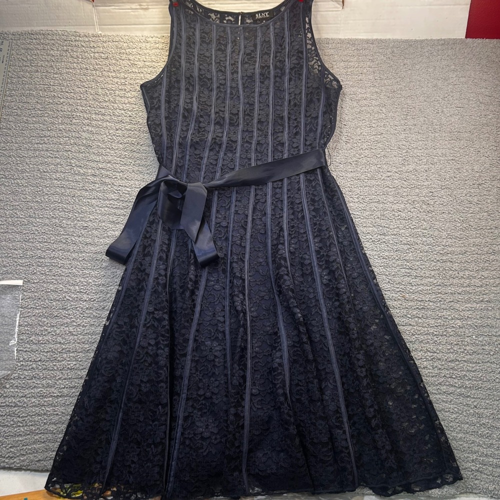 SLNY Cocktail Dress Lace A-Line 10‎ Navy Blue Dark Romantic Whimsy Goth Formal